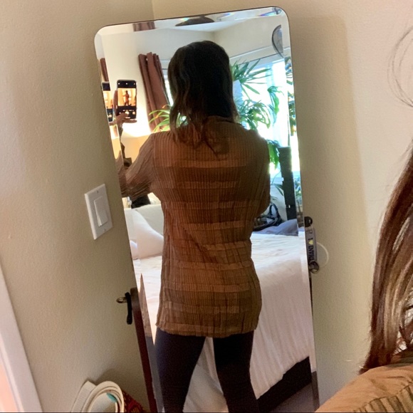 EUC Babette Long Sleeve Button Up - Picture 3 of 6